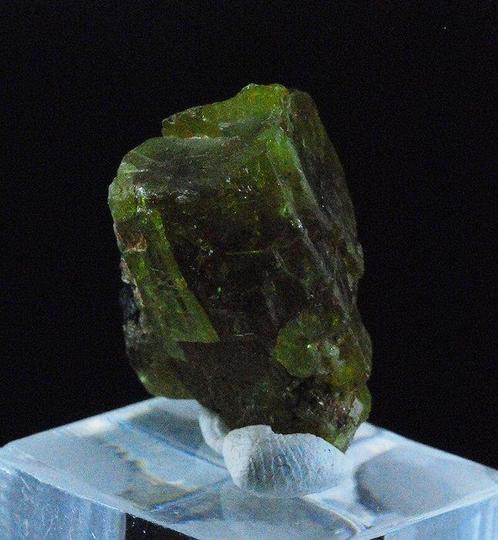 Bastnäsite-(Ce) Kristallen op matrix - Hoogte: 14 mm -, Verzamelen, Mineralen en Fossielen