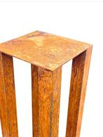 Ana Lucia B.M - Pie Pedestal Corten