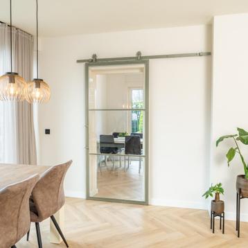 Stalen Schuifdeur - 3 Vlaks - Olijfgroen - Helder glas beschikbaar voor biedingen