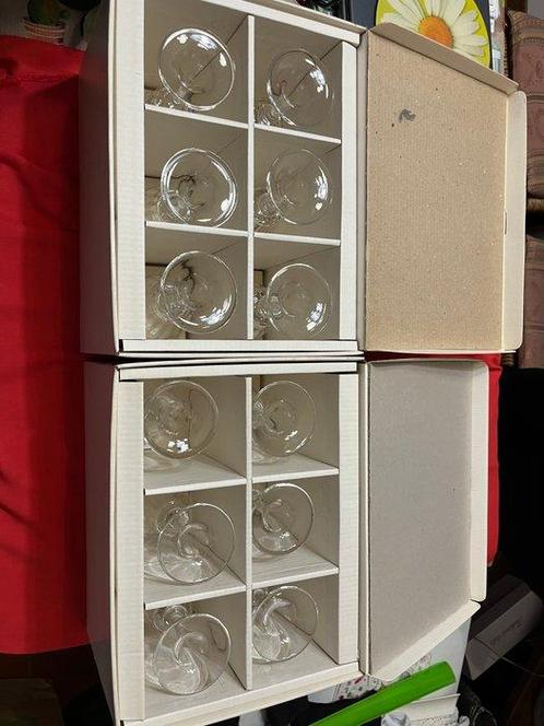 Daum - Drinkservies (36) - Kristal, Antiek en Kunst, Antiek | Meubels | Tafels