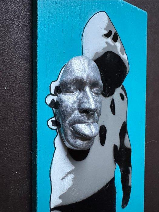 gregos - Unmasked- blue light background, Antiquités & Art, Art | Objets design