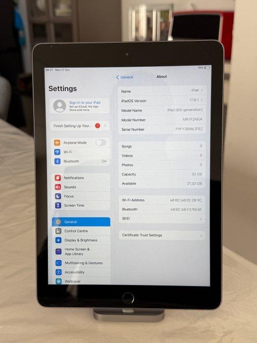 Apple iPad (6th generation) iPad 6th Gen (2018) 9.7, -, Games en Spelcomputers, Spelcomputers | Overige Accessoires