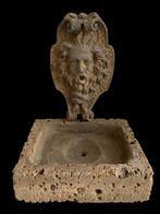 Lavabo (2) - calcare vulcanico, Antiek en Kunst