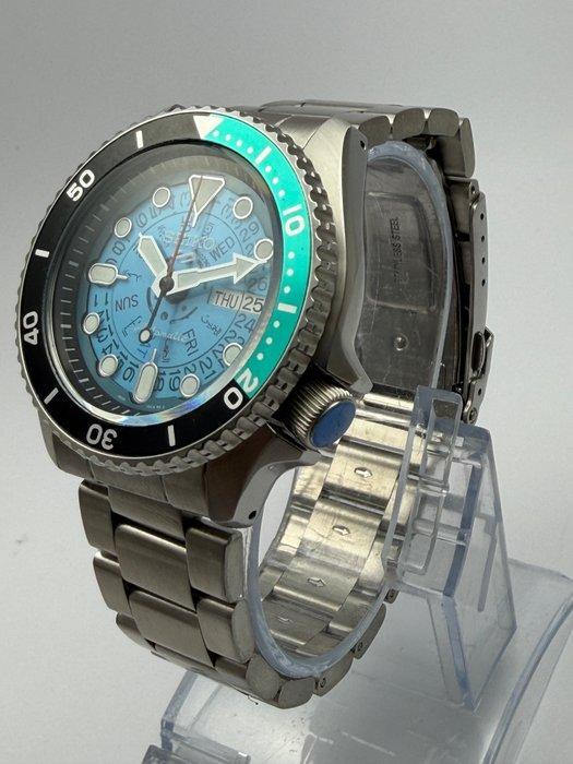 Seiko - Seiko 5 Sports – Military Style Diver Watch –, Handtassen en Accessoires, Horloges | Antiek