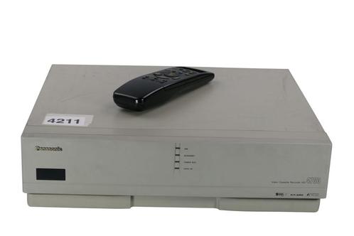 Panasonic AG-4700 | NV-HS1000 - Professional Super VHS + TBC, TV, Hi-fi & Vidéo, Lecteurs vidéo, Envoi