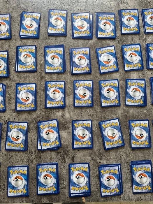 Pokémon - 2000 Bulk kaarten - diverse Holo - Various sets, Hobby en Vrije tijd, Verzamelkaartspellen | Pokémon