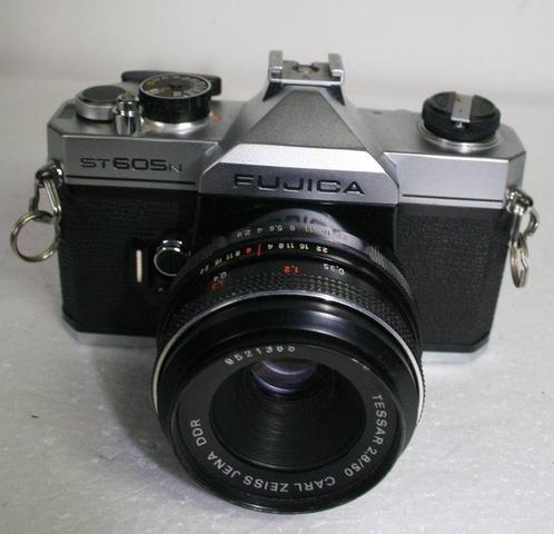 Fujica ST605N + three lenses + acc. - M42 | Appareil photo, Audio, Tv en Foto, Fotocamera's Analoog