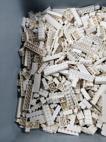 Lego - geen serie - 1000 white LEGO bricks - 1980-1990 beschikbaar voor biedingen