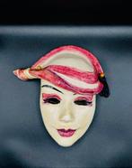 Mask - Onbekend - 1980-1990 - Postmodern lady mask