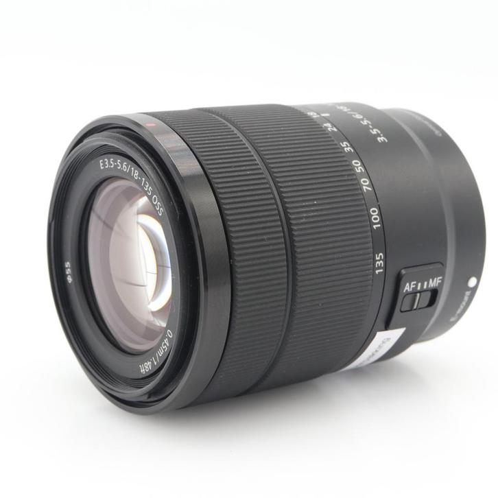 Sony E 18-135mm F/3.5-5.6 OSS | Tweedehands, Audio, Tv en Foto, Foto | Lenzen en Objectieven, Zo goed als nieuw, Verzenden