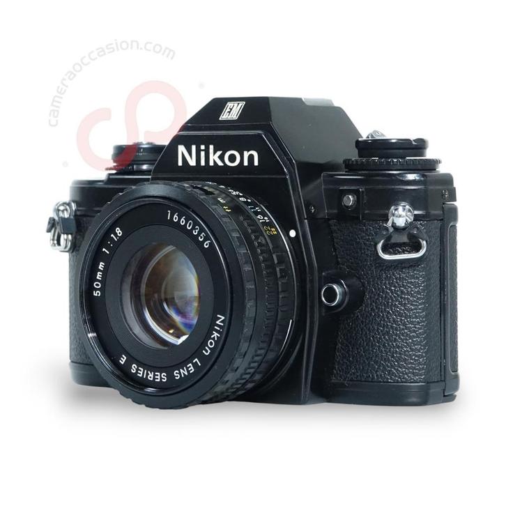 Nikon EM + Nikkor 28mm 2.8 nr. 1316, TV, Hi-fi & Vidéo, Appareils photo numériques, Compact, Enlèvement ou Envoi