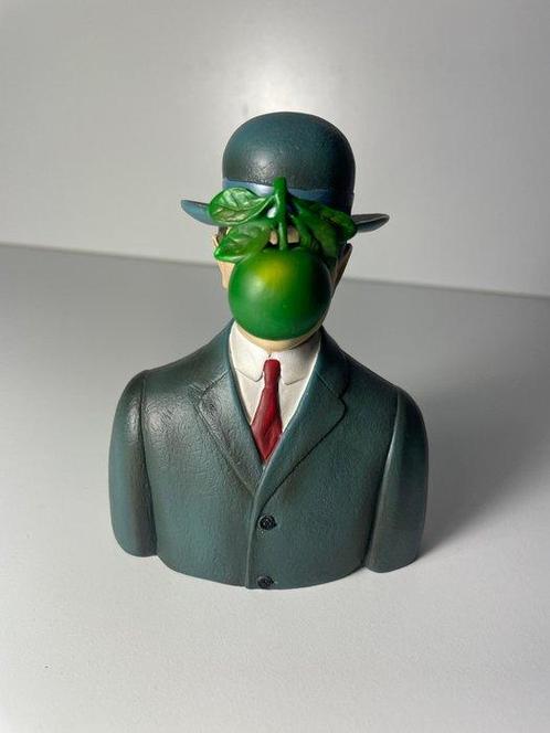 After René Magritte - Beeld, Le Fils de lHomme (met, Antiek en Kunst, Kunst | Designobjecten