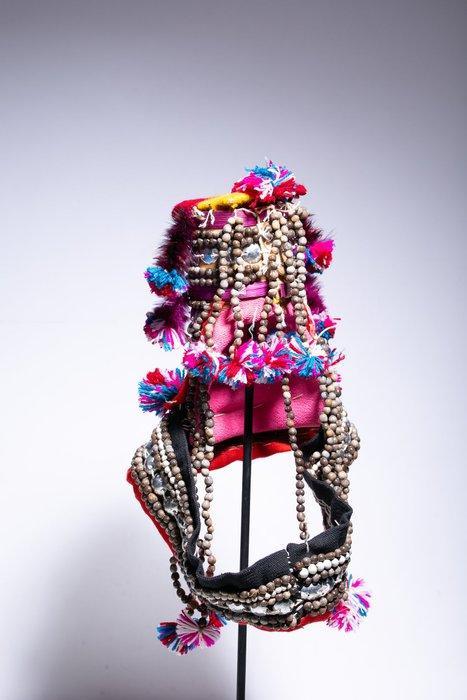 Traditionele huwelijks- en vruchtbaarheidskroon -, Antiquités & Art, Art | Art non-occidental