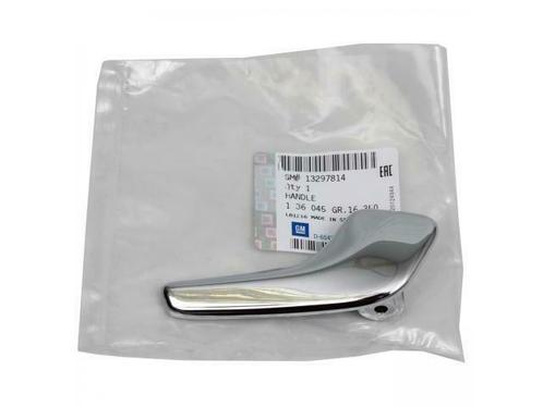 ORIGINELE GM Opel deurklink CHROME voor rechts binnen 132978, Auto diversen, Overige Auto diversen, Ophalen of Verzenden