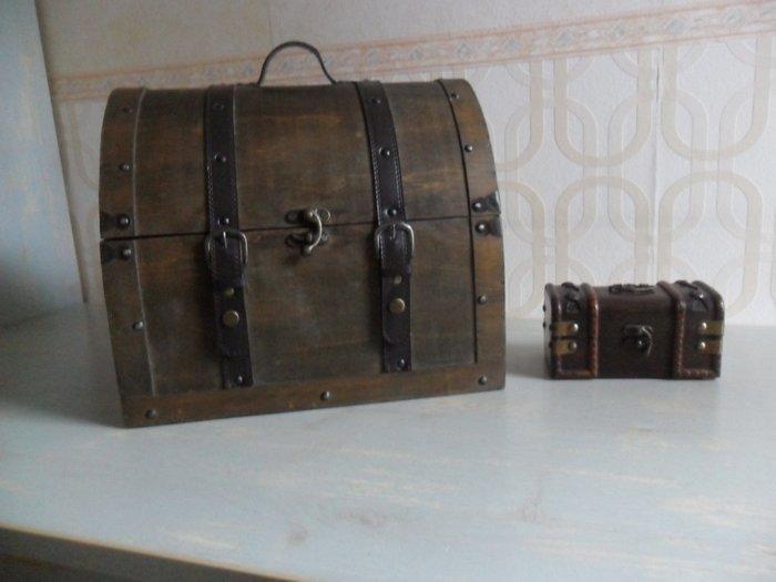 Coffre de rangement (2) - Bois, Métal - Coffre de rangement, Antiek en Kunst, Curiosa en Brocante