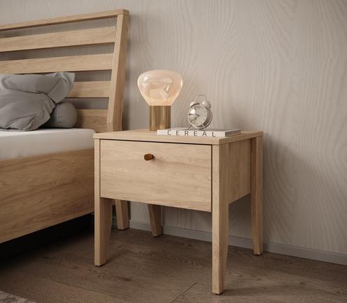 Meubella Nachtkastje eiken 45cm | USB en USB-C aansluiting, Huis en Inrichting, Kasten | Overige, Nieuw, Verzenden