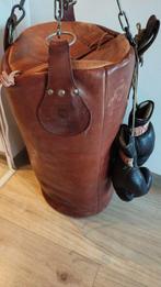 Oude vintage echte leren bokszak en bokshandschoenen. -, Antiek en Kunst, Curiosa en Brocante