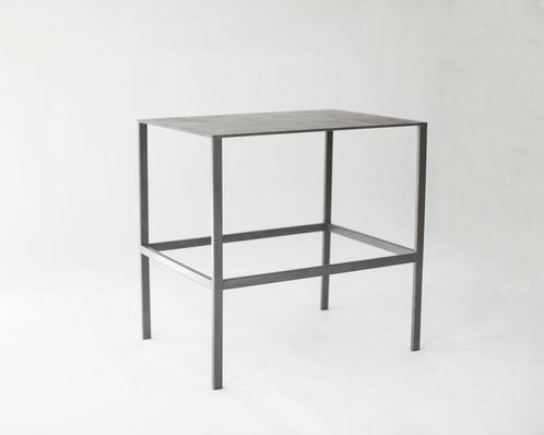 Ros Khavro - Salontafel - Staal - Bijzettafel, Antiek en Kunst, Curiosa en Brocante