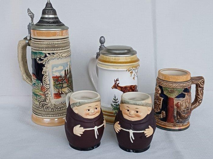 Themacollectie - Keramische kruiken,, Antiquités & Art, Antiquités | Jouets