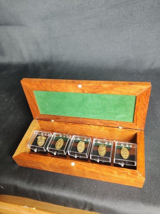 Disneyland Paris - 5 pins, Verzamelen, Disney