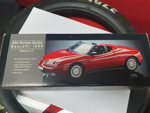 Maisto 1:18 - Modelauto - Alfa Romeo Spider (1995), Hobby en Vrije tijd, Modelauto's | 1:5 tot 1:12