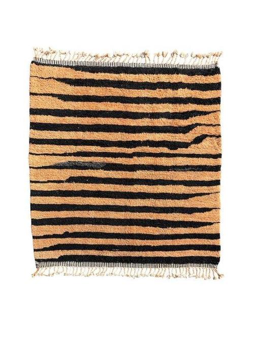 Handwoven Moroccan Wool Rug – Tiger Stripe Design - Tapis -, Huis en Inrichting, Stoffering | Tapijten en Vloerkleden