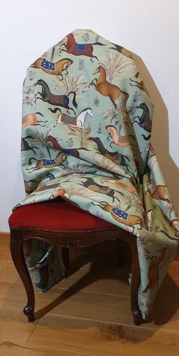 Tissu Chaval dOrient exclusif avec des chevaux en course, Antiek en Kunst, Antiek | Tapijten, Tafelkleden en Textiel