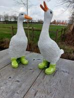 Beeld, funny goose with boots green - 32 cm - polyresin