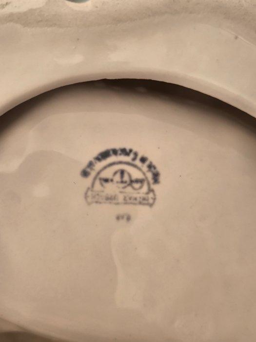 sculptuur, Polar Bear at Ice Pool - 17 cm - Porselein - 1932, Antiek en Kunst, Kunst | Designobjecten