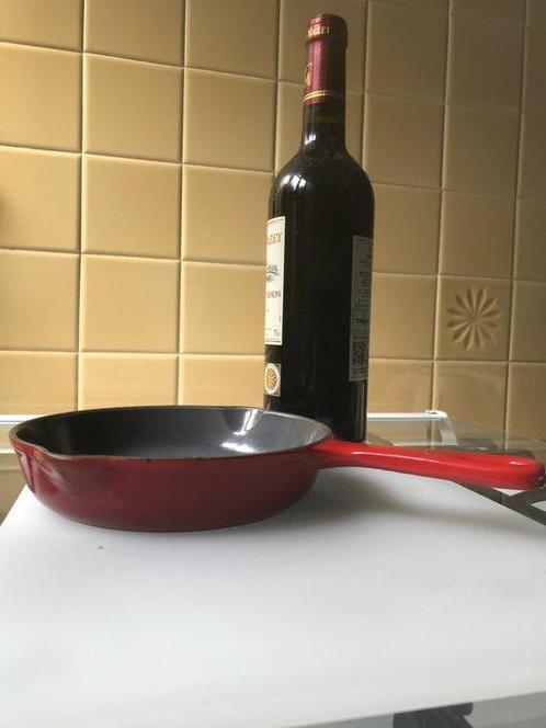 Le Creuset - Hapjespan - geëmailleerd gietijzer, Antiek en Kunst, Antiek | Keukengerei