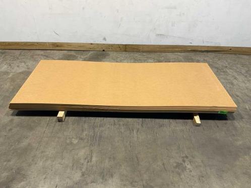 Veiling - 50x MDF plaat 2400x1008mm ongegrond 6mm, Doe-het-zelf en Bouw, Platen en Panelen, Nieuw