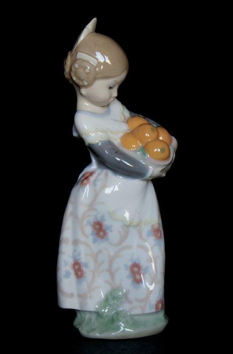 Lladró, 4841 - Fulgencio Garcia - Beeld, “Ragazza con, Antiek en Kunst, Antiek | Glaswerk en Kristal
