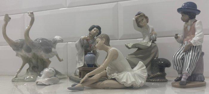 Lladró, Nao - Beeldje (6) - Porselein, Antiquités & Art, Antiquités | Verre & Cristal