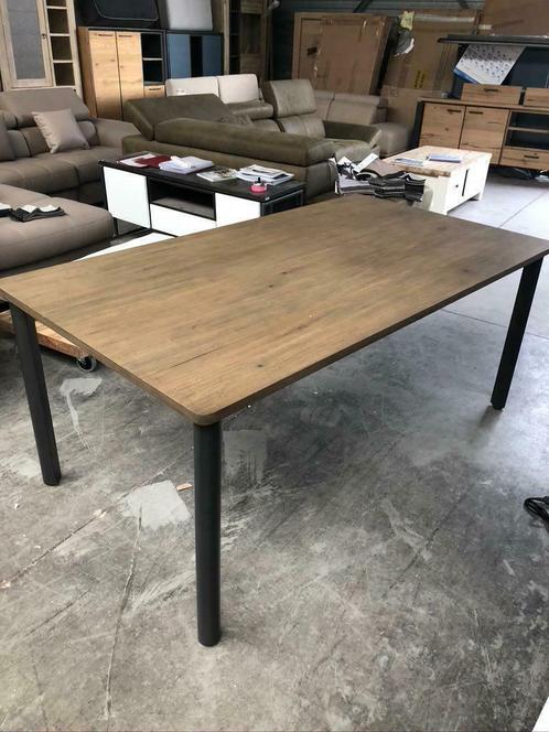 Shirley eettafel, Baileys (nieuw, outlet), Huis en Inrichting, Tafels | Eettafels, Nieuw, Overige houtsoorten, Metaal