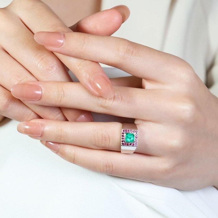 Ring - 18 karaat Witgoud - 1.05ct. tw. Smaragd - Robijn, Handtassen en Accessoires, Ringen
