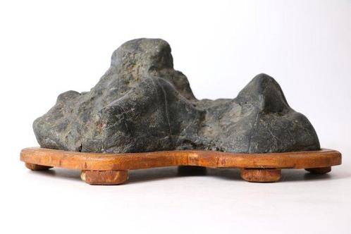 Pierre dobservation de suiseki japonaise évoquant une, Antiek en Kunst, Antiek | Overige Antiek