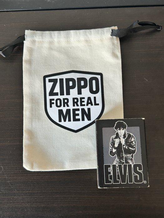 Zippo, Epe - A02 - Elvis Presley King of Rock + Giftbag -, Verzamelen, Rookartikelen, Aanstekers en Luciferdoosjes