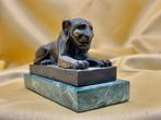 A. Giannino - Sculpture, Refined Bronze Sculpture Depicting
