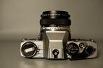 Olympus OM10 + Zuiko 1.8/50 Analoge camera, Audio, Tv en Foto, Fotocamera's Analoog, Nieuw