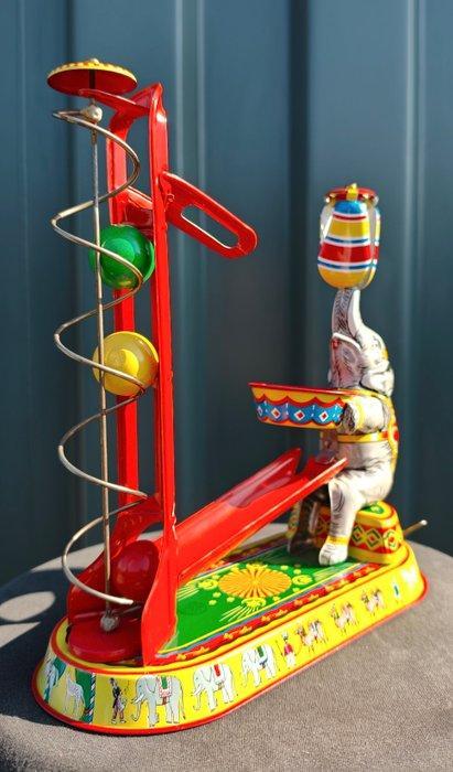 Blömer & Schuler - Jouet en étain - Elephant Juggler -, Antiek en Kunst, Antiek | Speelgoed