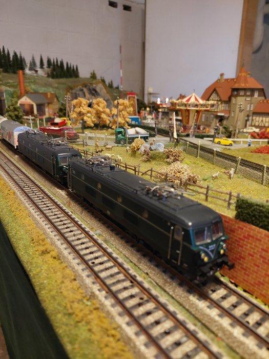 Märklin H0 - 37233 - Locomotive électrique (1) - Série 23, Hobby en Vrije tijd, Modeltreinen | H0