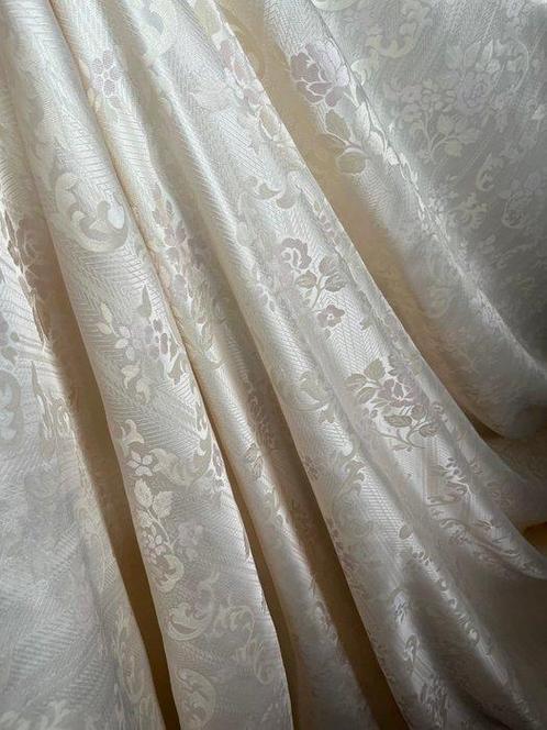Magnifique tissu floral en mélange de lin, fabriqué en, Antiek en Kunst, Antiek | Tapijten, Tafelkleden en Textiel