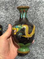 Twee cloisonne vaasjes & Zware Wierookbrander(CHEAP