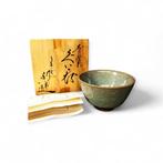 Furukawa Toshio Tasse à saké céladon avec glaçure Ice-Crack