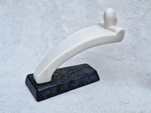 Lucas Florijn - sculptuur, Vrouwenfiguur - 23 cm - Plateel, Antiek en Kunst, Antiek | Glaswerk en Kristal