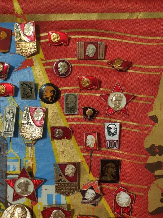 Themacollectie - Vlag met afbeelding van Vladimir Lenin., Antiek en Kunst, Antiek | Speelgoed