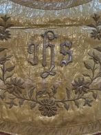 Religieus gouden doek – IHS – 66 cm - Antiek - Zijde -