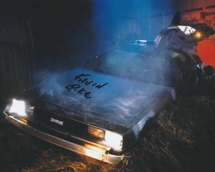 Back to the Future - Signed by Kevin Pike (S/F/X), Verzamelen, Film en Tv