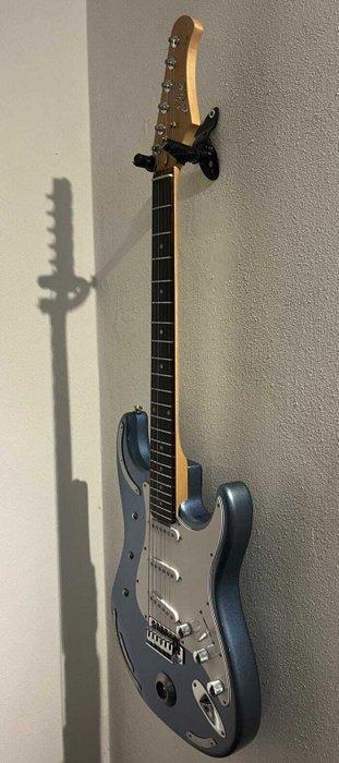EKO - S-300 - - Elektrische gitaar (Zonder Minimumprijs), Muziek en Instrumenten, Snaarinstrumenten | Gitaren | Akoestisch