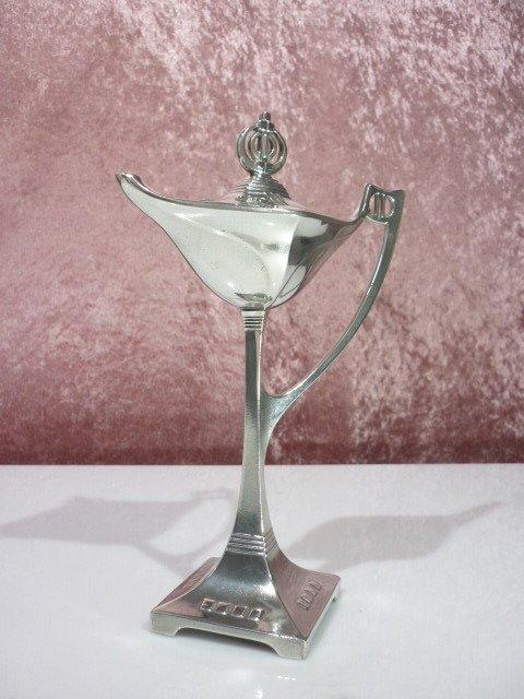 Art nouveau Juventa prima metal - Lamp - Zilvertin, Antiek en Kunst, Kunst | Designobjecten